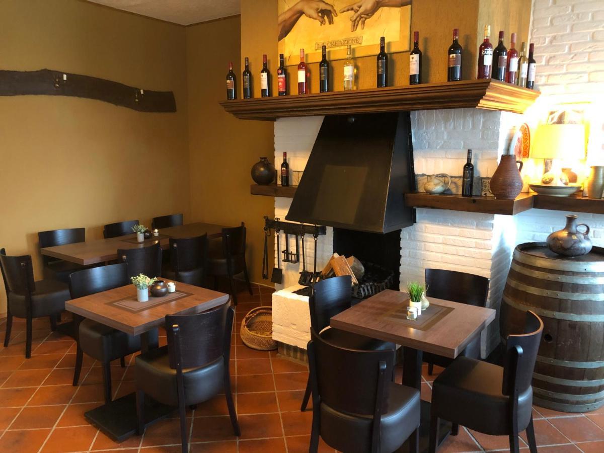 Altes Gasthaus Stover Loningen Eksteriør billede